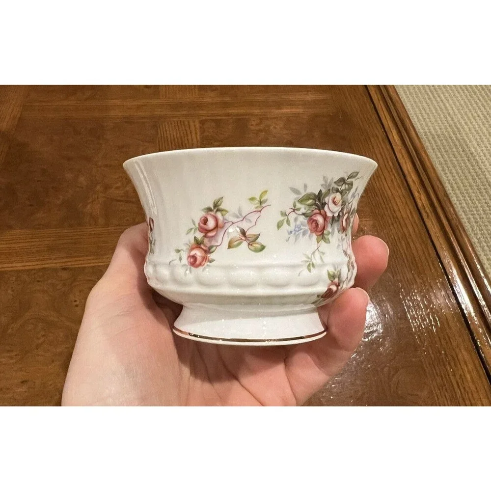 Vintage Queens Rosina Fine Bone China Creamer & Sugar Bowl (Rosamund Pattern)